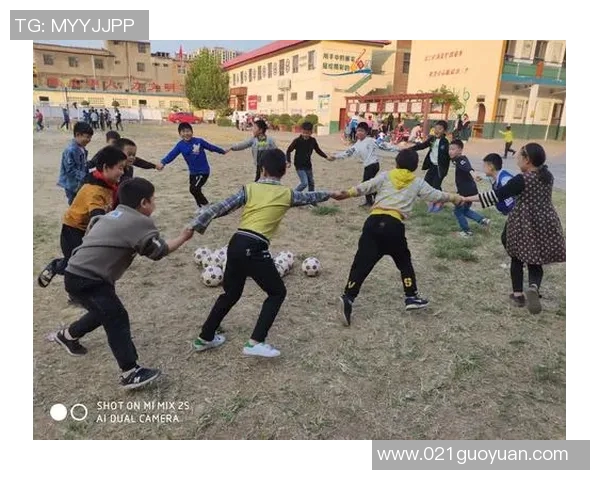 东京街头足球明星的拍照瞬间揭秘与背后的故事